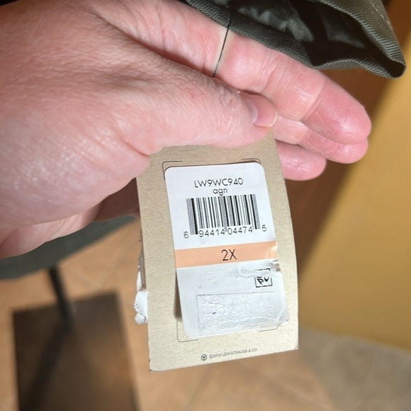 NWT Levi's Women's Performance Mid-length Parka Jacket Army Green Size 2X - Picture 7 of 16